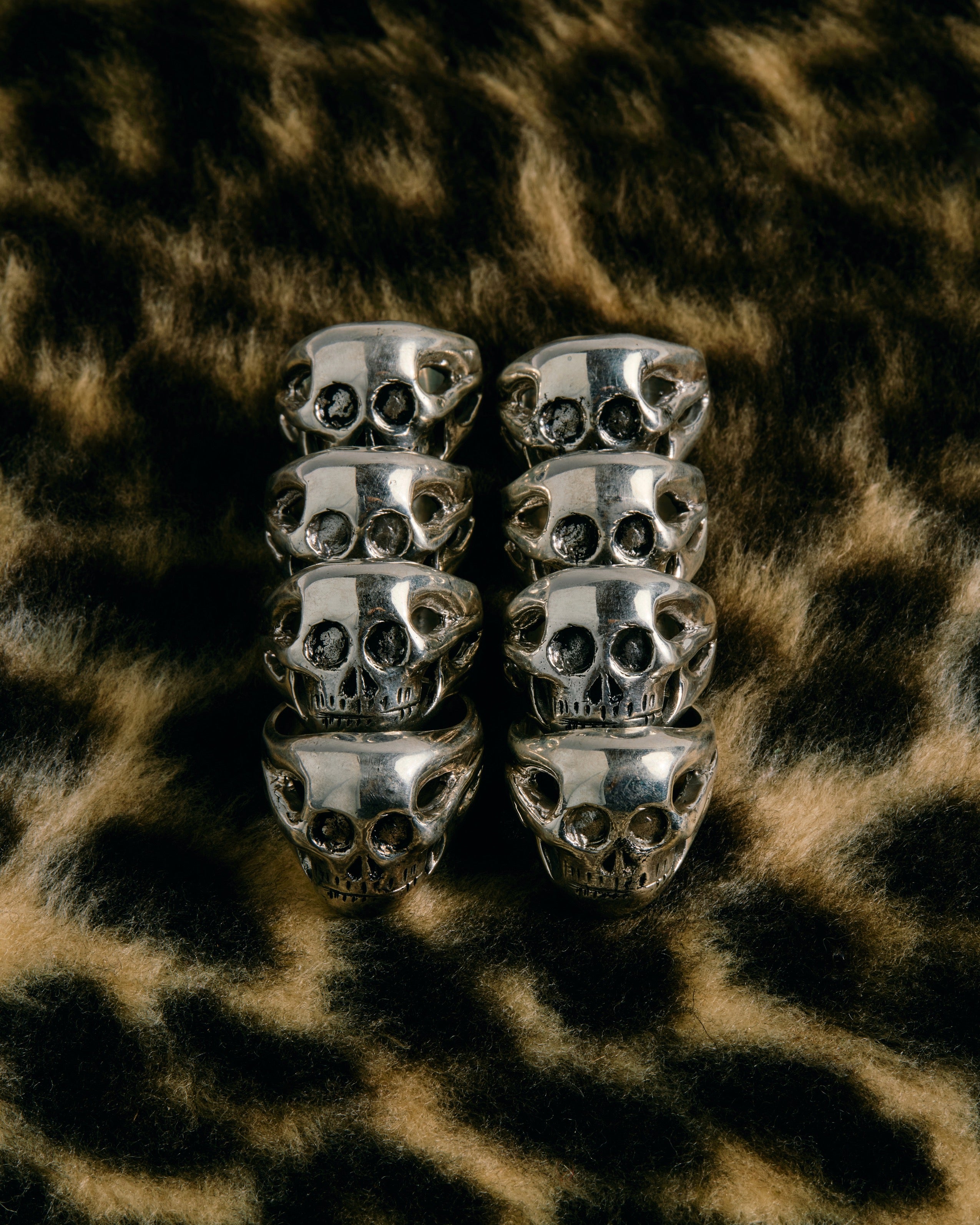 GEAR SHIFTER SKULL RING